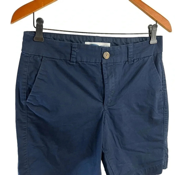 Old Navy Everday Short Mid Rise Navy Blue Size 4 Solid Pattern Casual Summer - Picture 3 of 5
